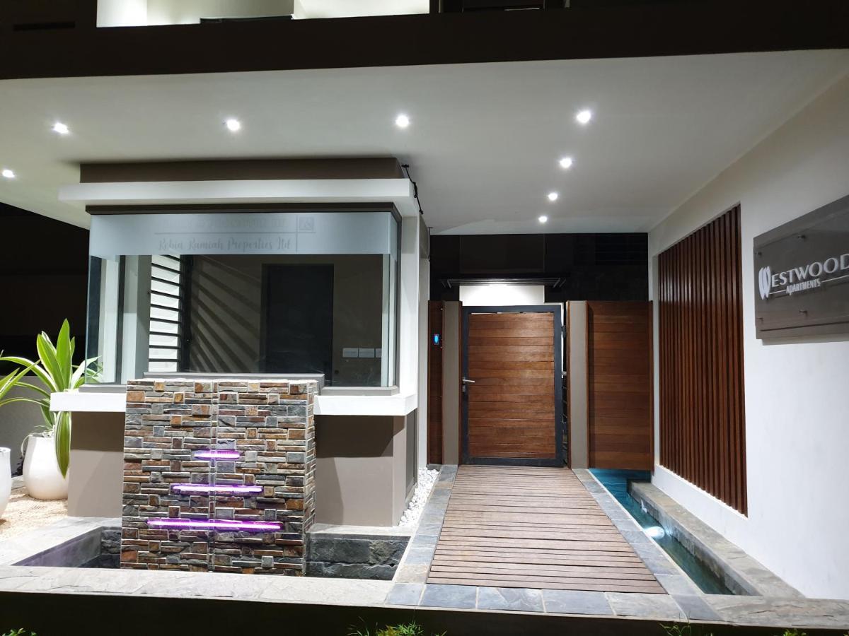 Westwood Luxury Penthouse With Private Roof Top Ref 15847 Flic en Flac Bagian luar foto