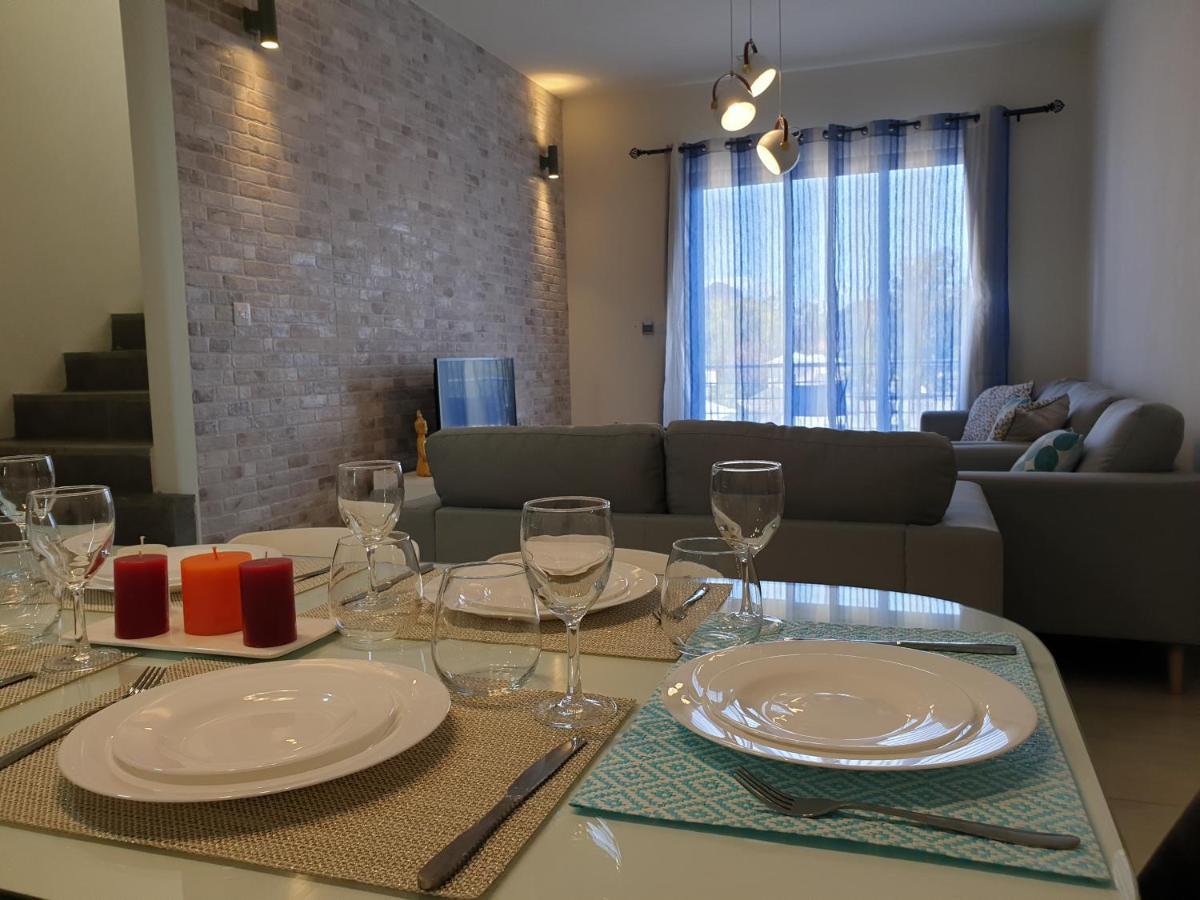 Westwood Luxury Penthouse With Private Roof Top Ref 15847 Flic en Flac Bagian luar foto